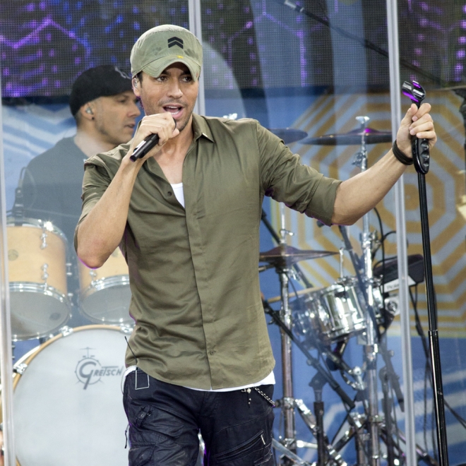 De noche y de día: Enrique Iglesias y su canción del verano