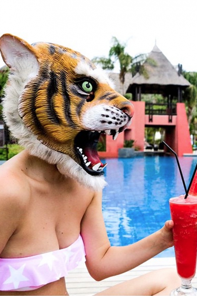 Posado de verano: Blanca Suárez, todo un tigre