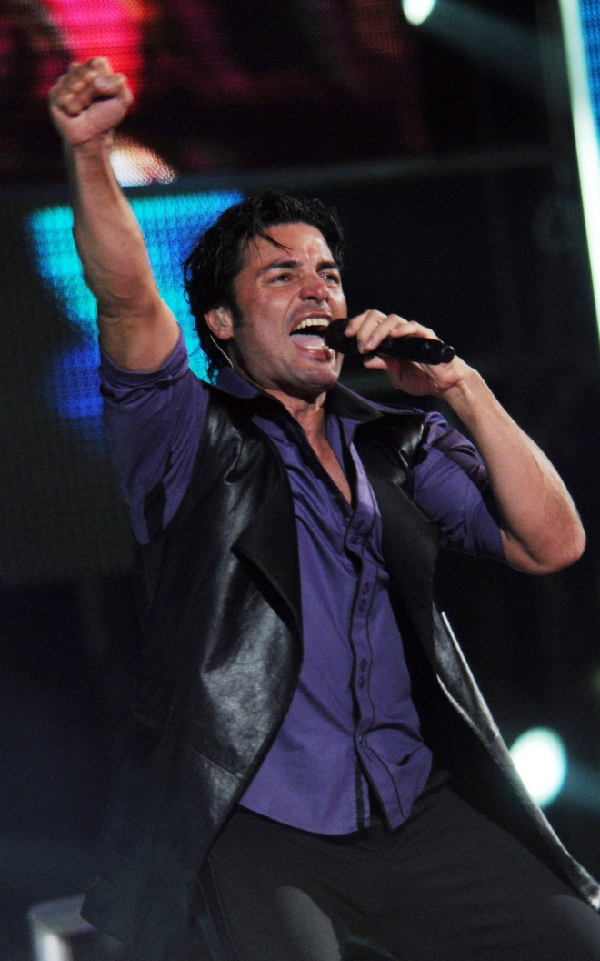 Chayanne lo da todo sobre el escenario