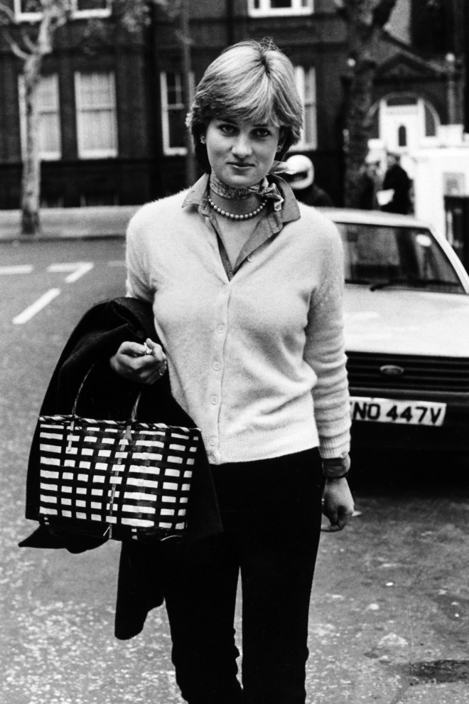 Lady Diana Joven : 10 momentos en la vida de Lady Di para recordarla en ...