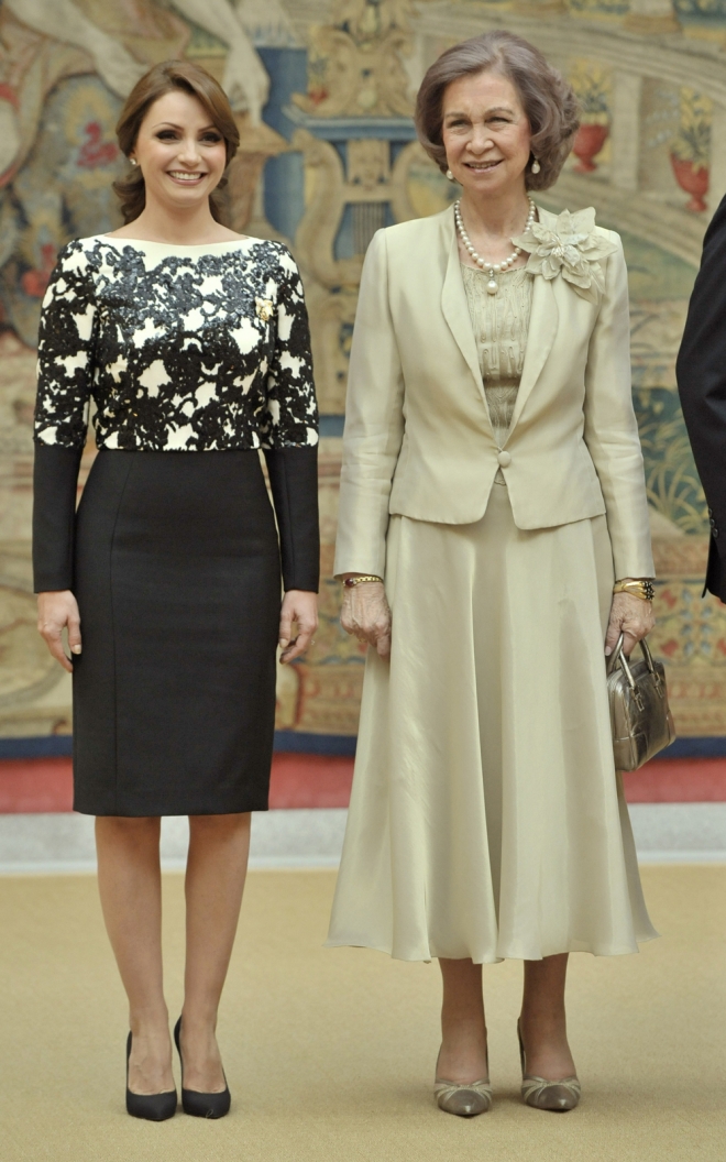 Angélica Rivera, un look en blanco y negro junto a la reina Sofía