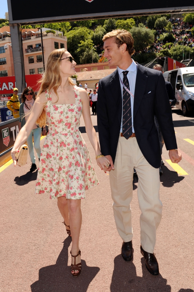 Pierre Casiraghi y Beatrice Borromeo, miradas cómplices