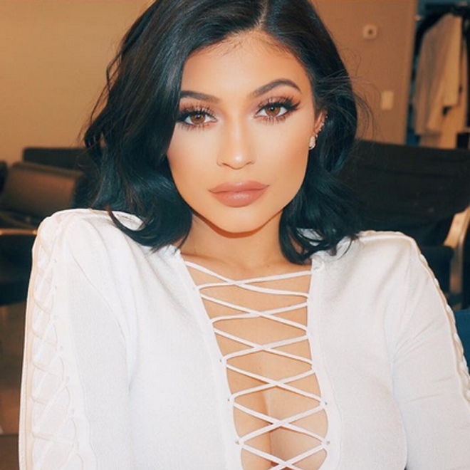Los escotes de Kylie Jenner apasionan en Instagram