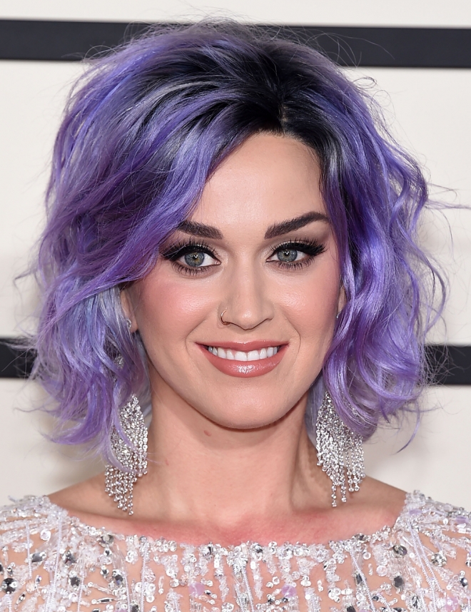 Katy Perry, la famosa que más veces cambia su color de pelo