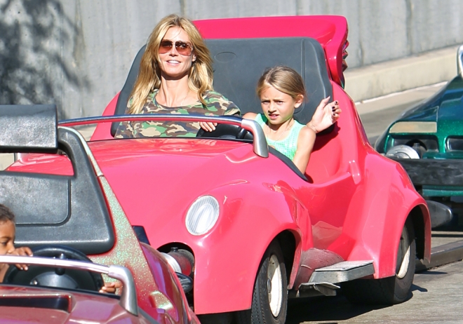 Heidi Klum, con su hija en Disneyland