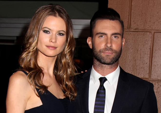 Rompieron y luego se casaron: Adam Levine y Behati Prinsloo