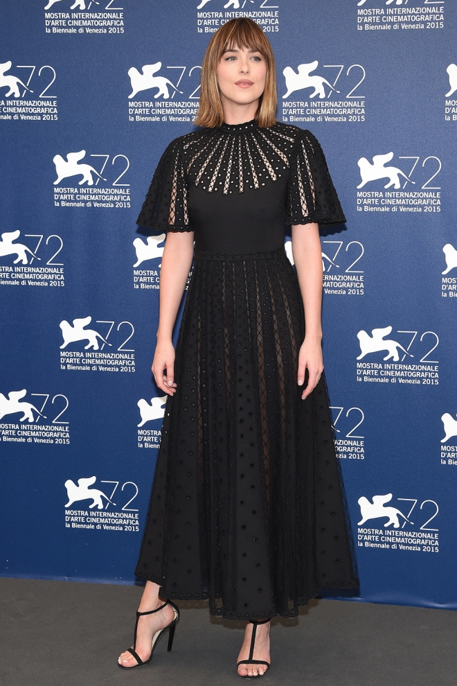Festival de Cine de Venecia 2015: Dakota Johnson, sofisticada y sexy
