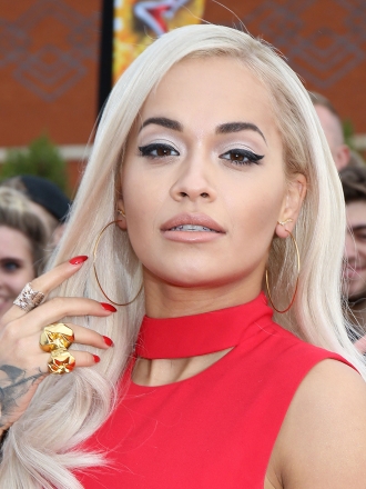 Famosas con la piel bonita: Rita Ora