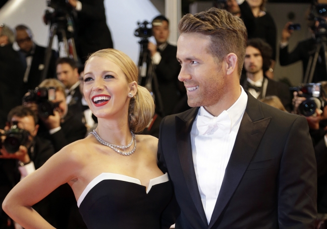 Blake Lively, feliz con Ryan Reynolds