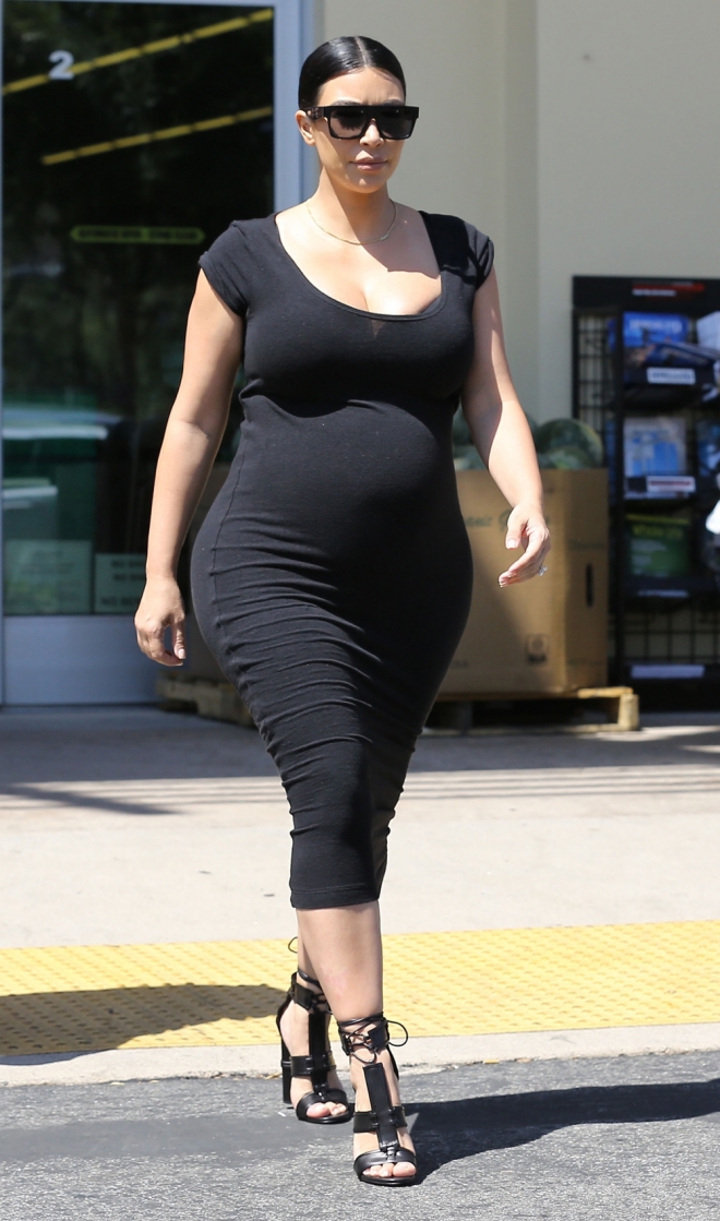 Looks premamá: el embarazo de Kim Kardashian