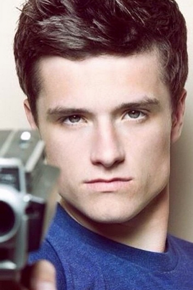 Josh Hutcherson, muy guapo