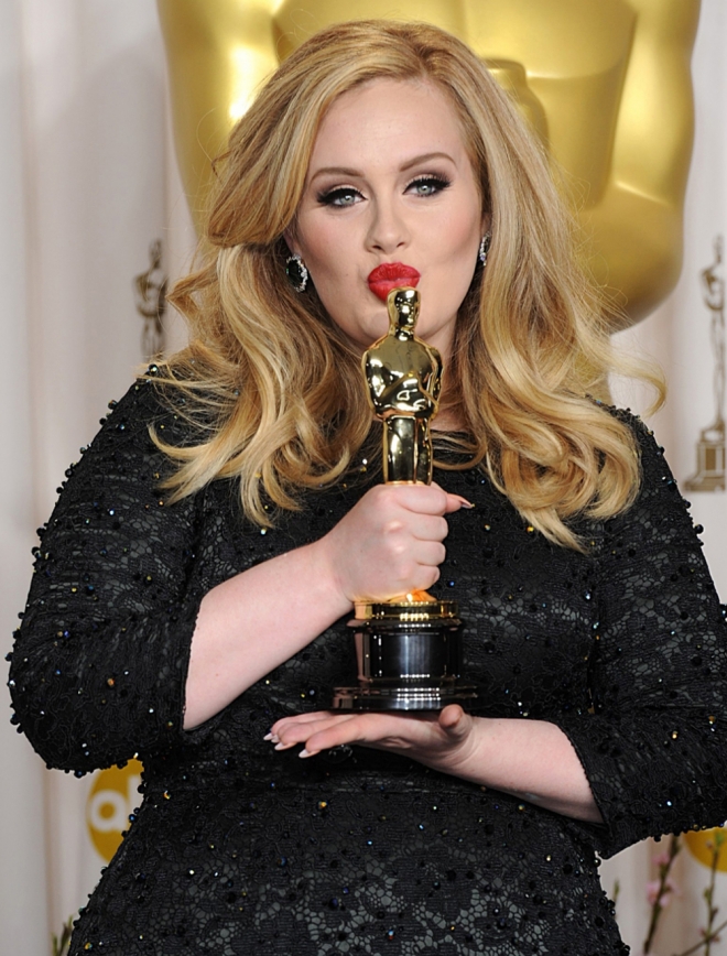 Famosas con vídeos eróticos: Adele