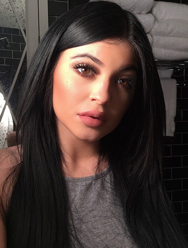 Los labios de Kylie Jenner, una Kardashian de infarto