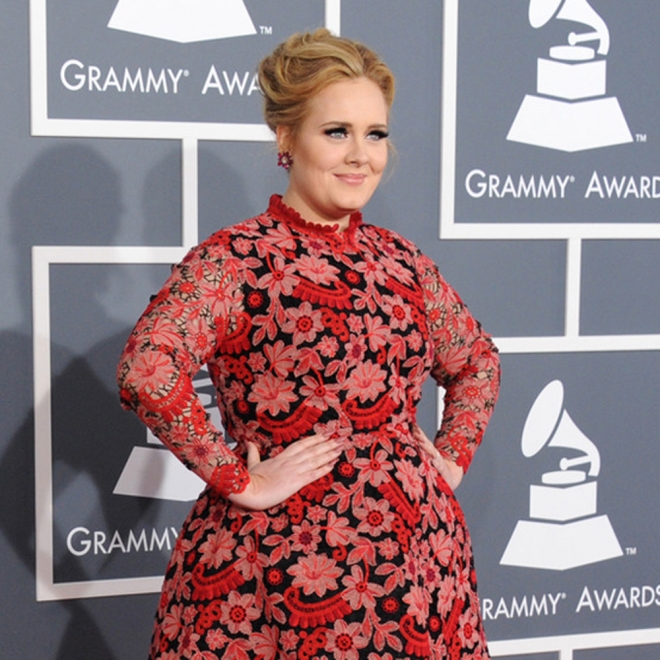 Curiosidades de Adele: se estrenó con 6 Grammys en 2012