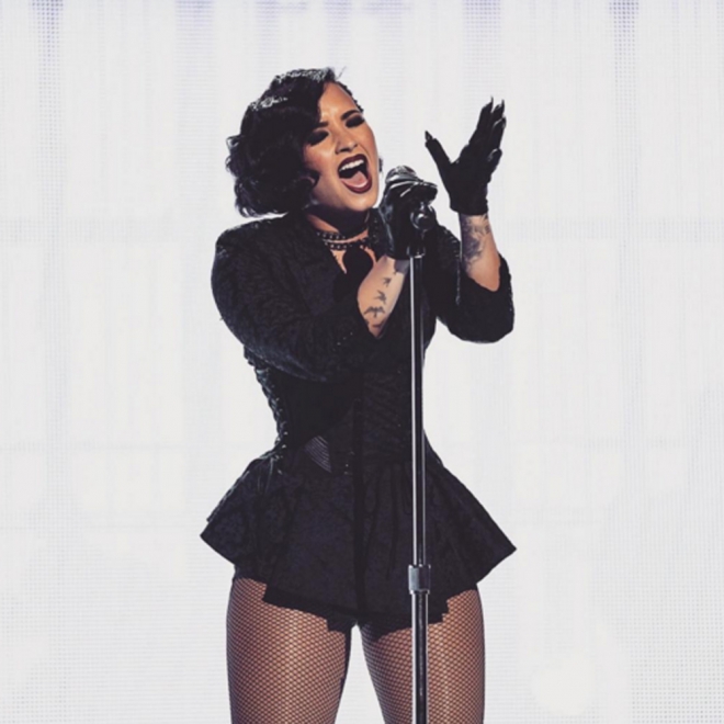 AMAS 2015 en Instagram: la mejor performance de Demi Lovato