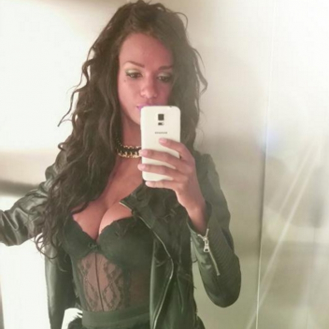 Los selfies más calientes de Liz Emiliano para sus 'chocolatitos' Los selfies más calientes de Liz Emiliano para sus 'chocolatitos'