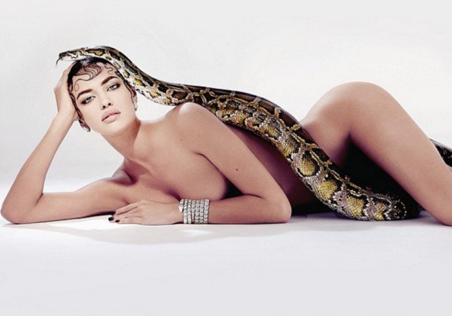 Irina Shayk nos dejó sin palabras cuando posó con una serpiente