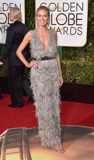 Globos de Oro 2016: Heidi Klum apuesta por las plumas