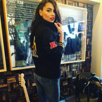 Super Bowl 2016 en Instagram: la pose de Adriana Lima
