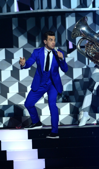 Robbie Williams, el eterno hombre de azul