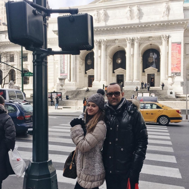 Risto Mejide, apoyando a Laura Escanes en Nueva York