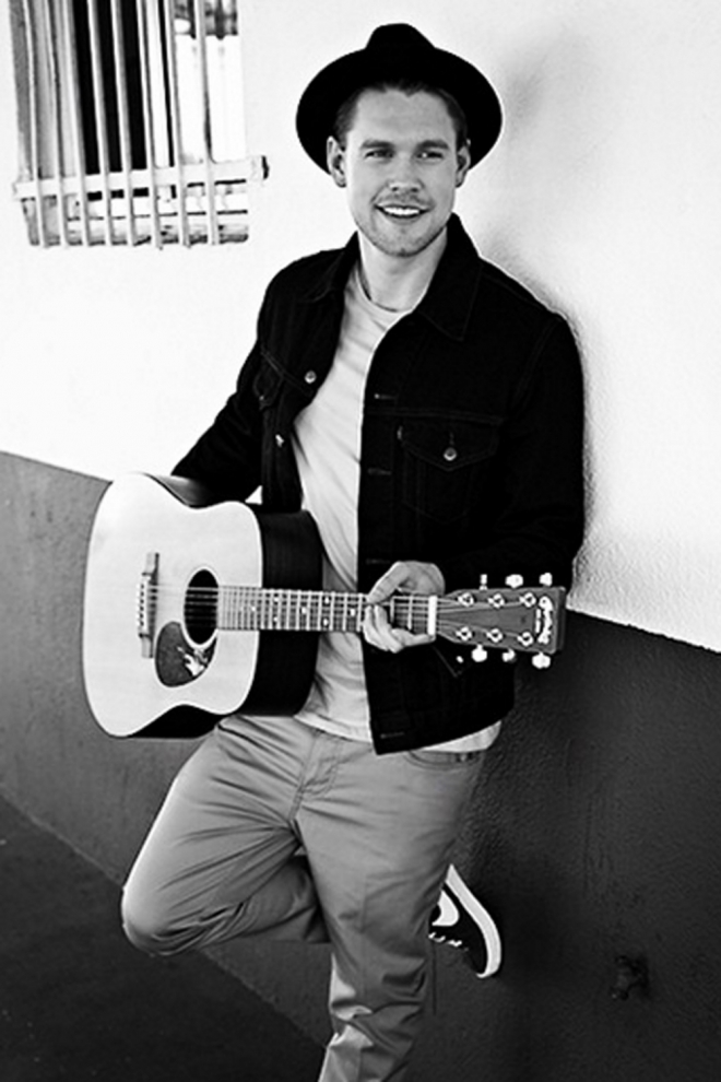 Chord Overstreet, amante de la música