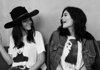Hermanas en la moda: Kendall Jenner y Kylie Jenner