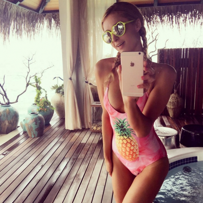 Paris Hilton aparece en Instagram de lo más Barbie