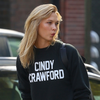 Karlie Kloss, con una de sus caras más míticas