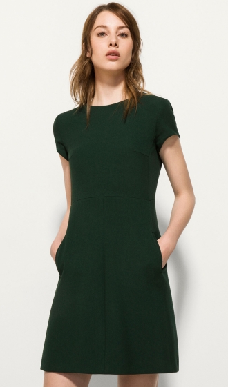 Vestidos verdes para San Patricio: la opción de Massimo Dutti