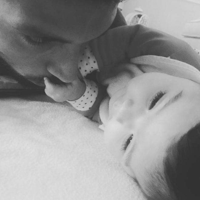 Ezequiel Garay, orgulloso papá de Shaila en Instagram