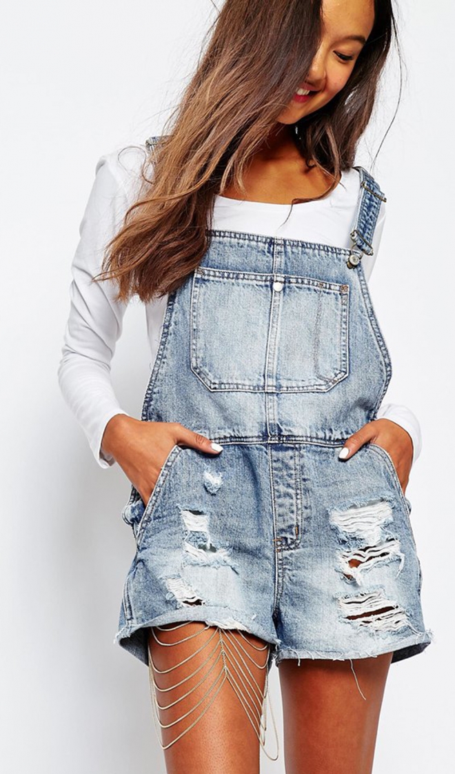 Looks para festivales: otro peto vaquero de ASOS
