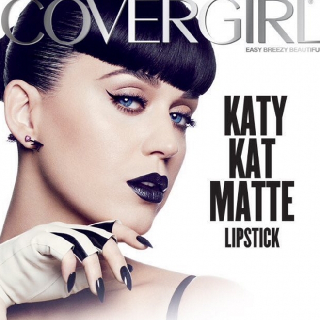 Famosas con línea de maquillaje: Katy Perry para Covergirl