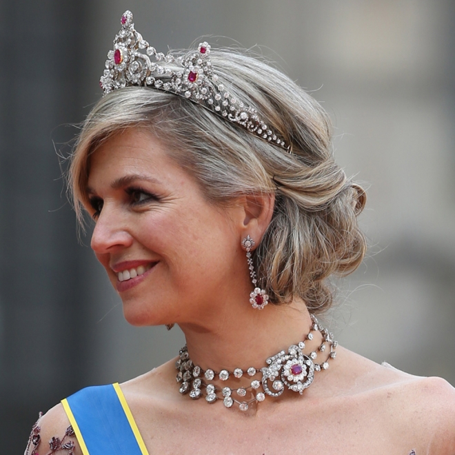 La reina Máxima de Holanda, con un collar choker para reinar