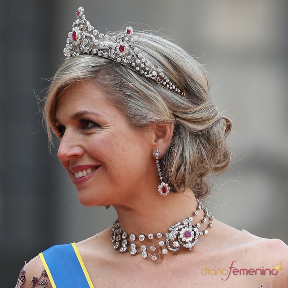 La reina Máxima de Holanda, con un collar choker para reinar