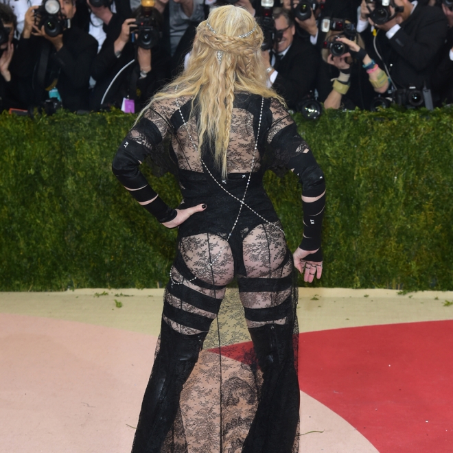 El culo de Madonna en la red carpet