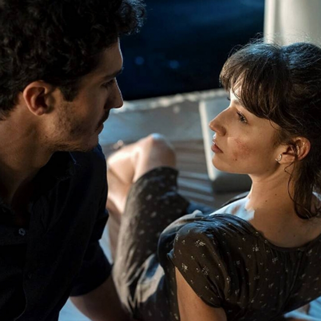 Úrsula Corberó y Chino Darín, felices y enamorados