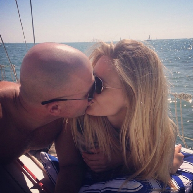 ¡Besos y más besos! El bonito amor de Bar Refaeli y Adi Ezra