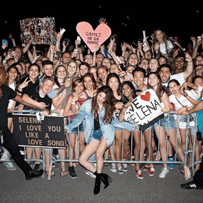 Los fans de Selena Gomez se vuelcan con ella en su gira