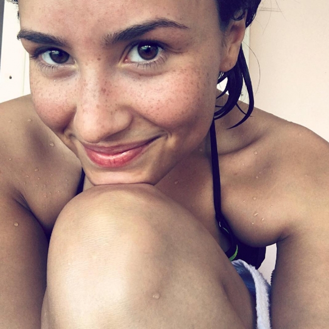 El selfie más fresco de Demi Lovato sin maquillar