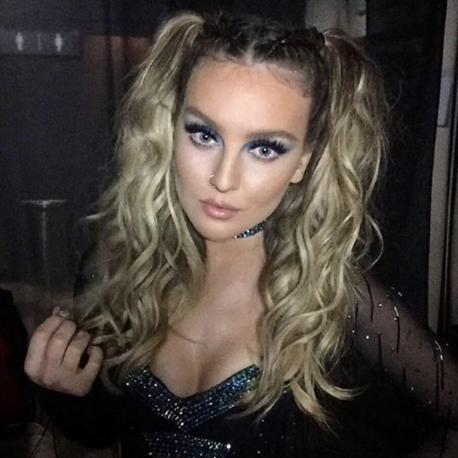 El mejor maquillaje y peinado de Perrie Edwards