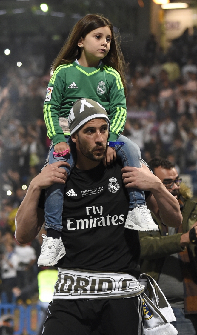 Hijos del Real Madrid: Kiko Casilla, un padre divertido