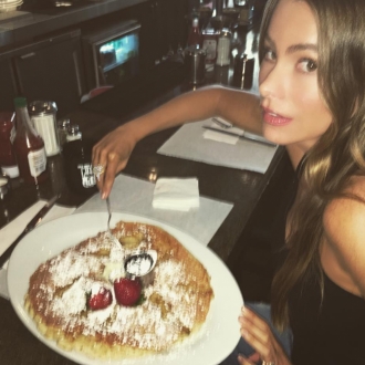 Famosos comiendo: el postre de Sofía Vergara