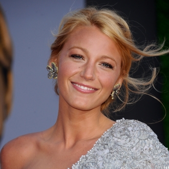 Otros labios nude para Blake Lively