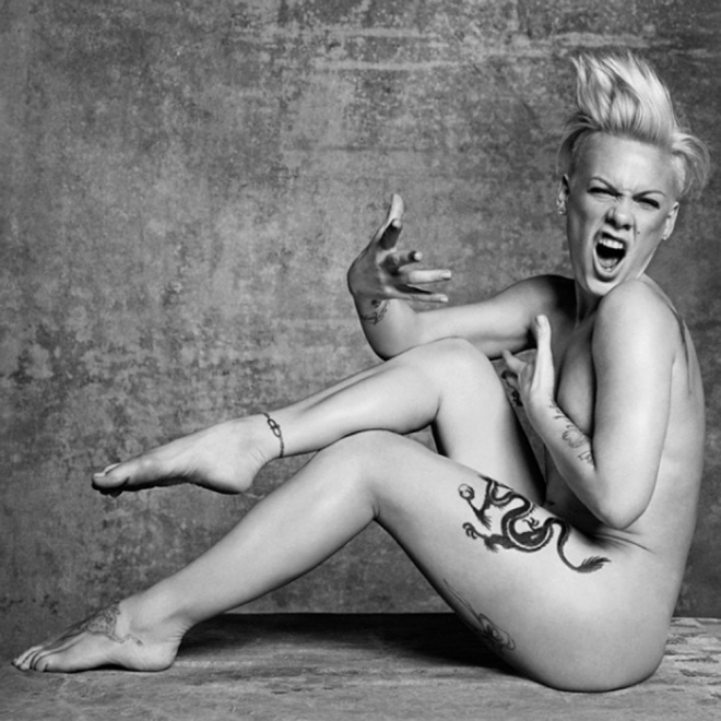 Pink también desnuda en Instagram