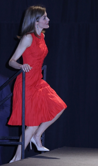 Letizia triunfa con el rojo