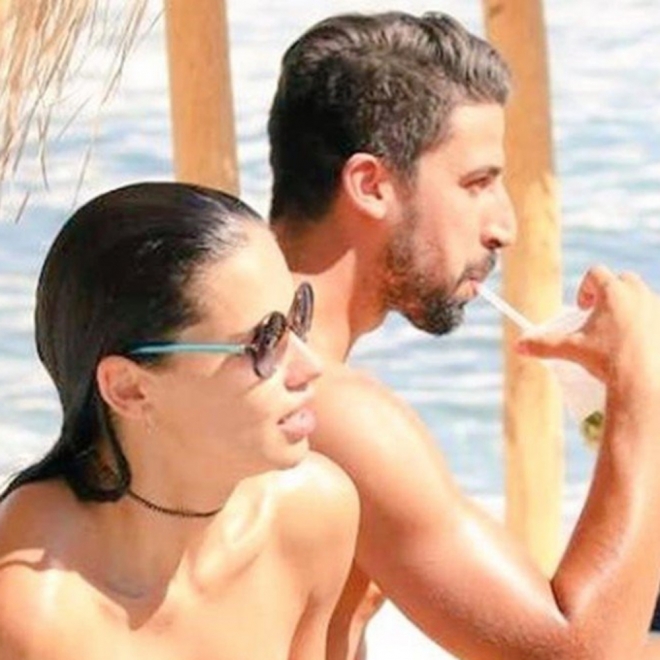Adriana Lima y Sami Khedira, una pareja inesperada