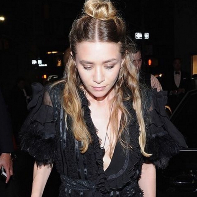 Ashley Olsen experimenta con su peinado