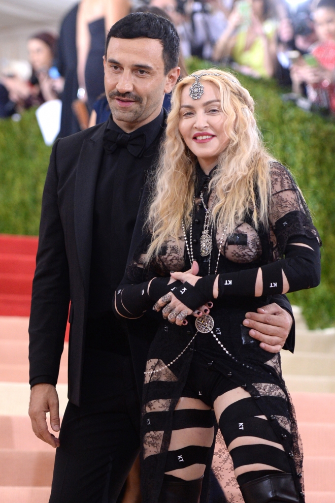 Madonna, otra amiga de Riccardo Tisci