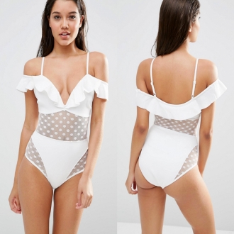 Bañador con escote corazón